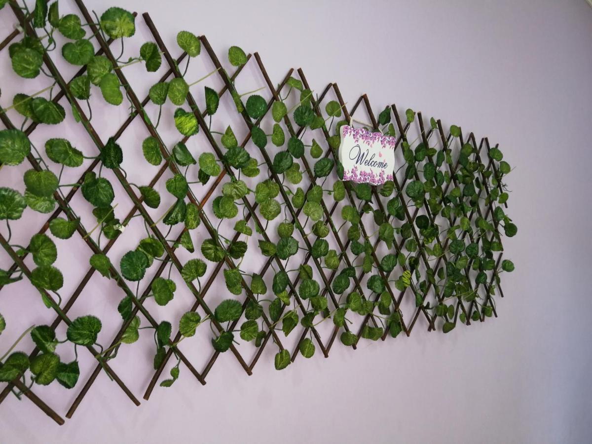 The Garden Vacation Home Lumut Luaran gambar